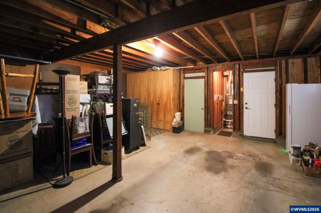 1183 Karen Wy NW, Salem, OR 97304