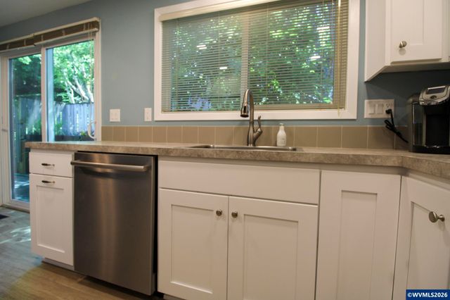 1183 Karen Wy NW, Salem, OR 97304