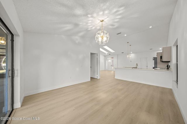 1756 Clover Circle W, Melbourne, FL 32935