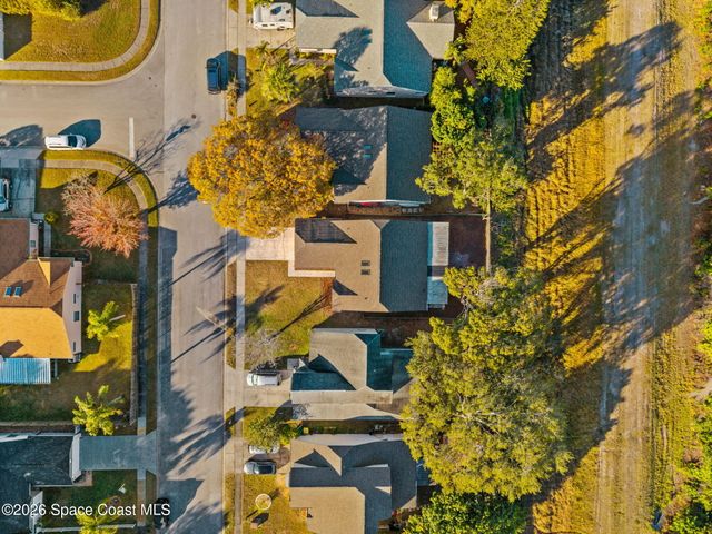 1756 Clover Circle W, Melbourne, FL 32935