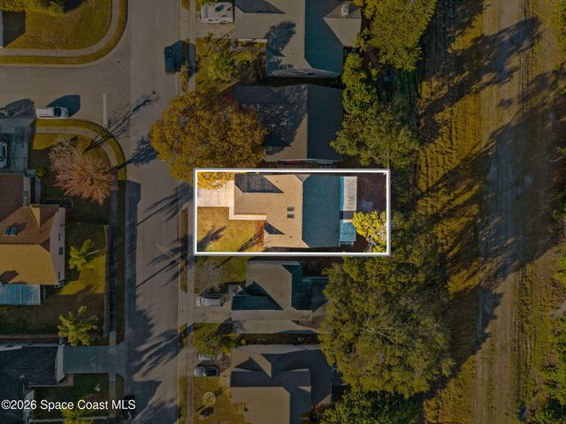 1756 Clover Circle W, Melbourne, FL 32935