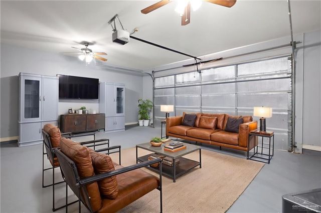 2427 E 5th Street, Mission, TX 78572