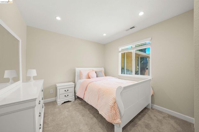 724 Lockwood Dr., Vallejo, CA 94591