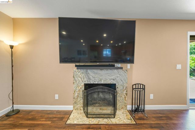 724 Lockwood Dr., Vallejo, CA 94591