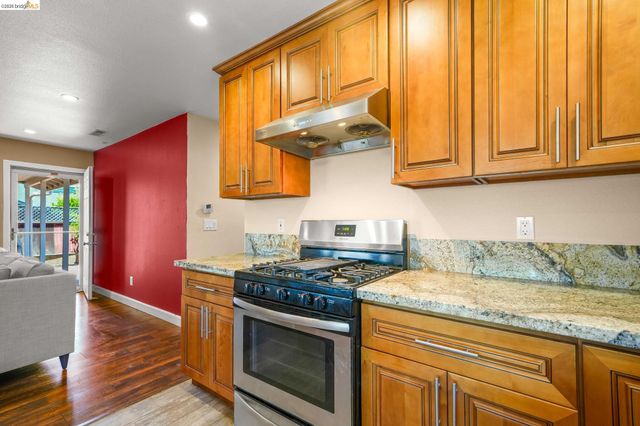 724 Lockwood Dr., Vallejo, CA 94591