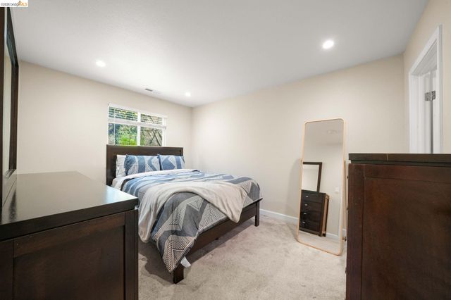 724 Lockwood Dr., Vallejo, CA 94591