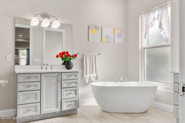 4065 Negal Circle, Melbourne, FL 32901