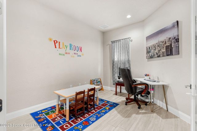 4065 Negal Circle, Melbourne, FL 32901