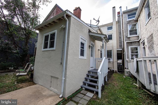 326 E LINDEN ST, Kennett Square, PA 19348