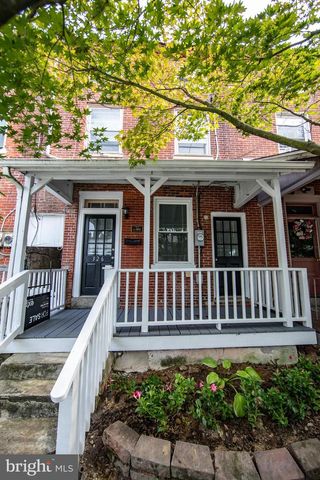 326 E LINDEN ST, Kennett Square, PA 19348