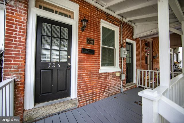 326 E LINDEN ST, Kennett Square, PA 19348