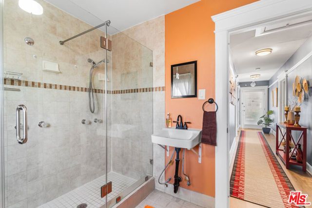 624 S Chicago Street, Los Angeles, CA 90023