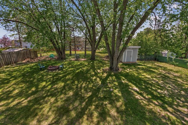 1030 Whitney Drive, Apple Valley, MN 55124