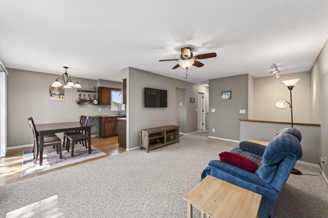 1030 Whitney Drive, Apple Valley, MN 55124