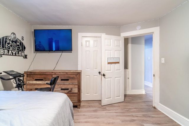 3124 Broadway, Fort Wayne, IN 46807