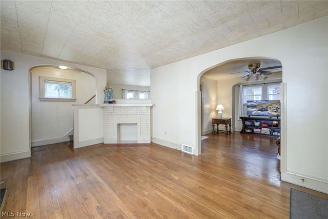 1407 Herberich Avenue, Akron, OH 44301