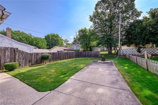 1407 Herberich Avenue, Akron, OH 44301