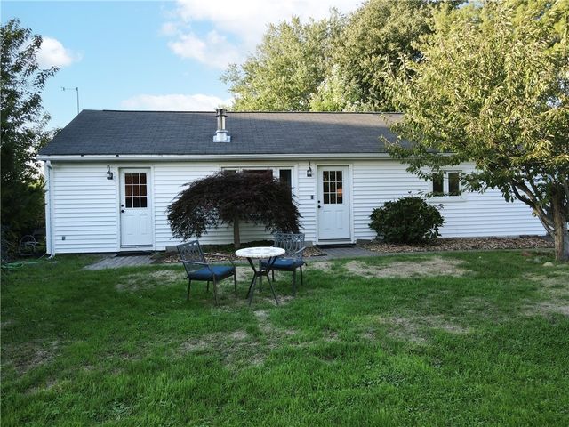 534 Aquidneck Avenue A, Middletown, RI 02842