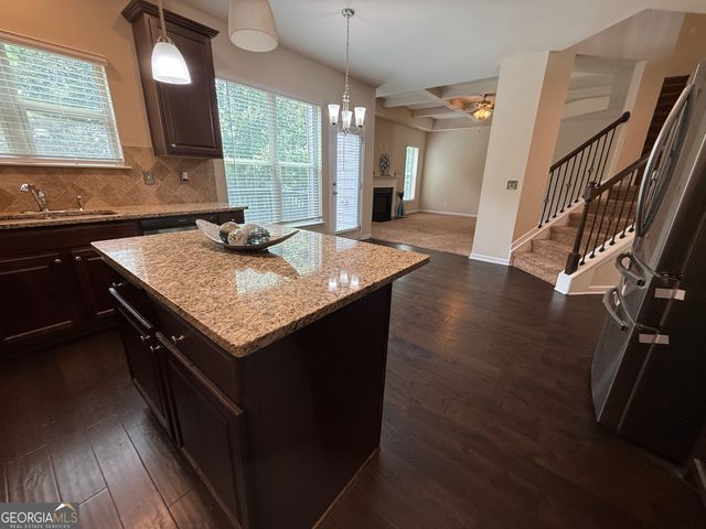 619 Oakville Trail, Hampton, GA 30228