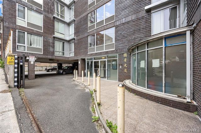 139-30 34th Avenue 3B, Flushing, NY 11355