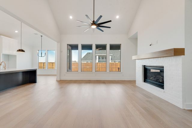 824 Shady Oaks Drive, Rockwall, TX 75087