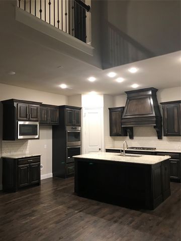 7005 Collin Mckinney Parkway, Mckinney, TX 75070