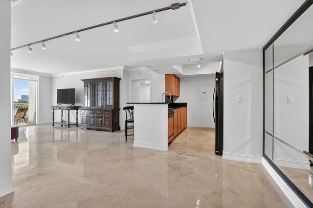 99 SE Mizner Boulevard 603, Boca Raton, FL 33432