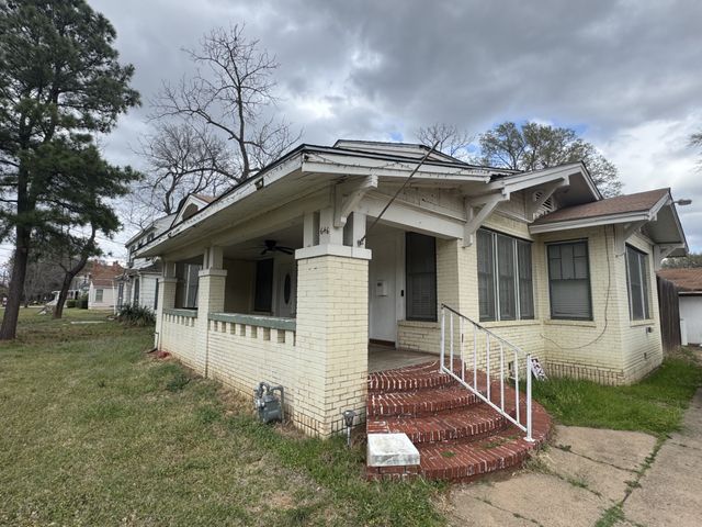 646 Fitzhugh, Paris, TX 75460