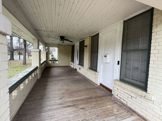 646 Fitzhugh, Paris, TX 75460