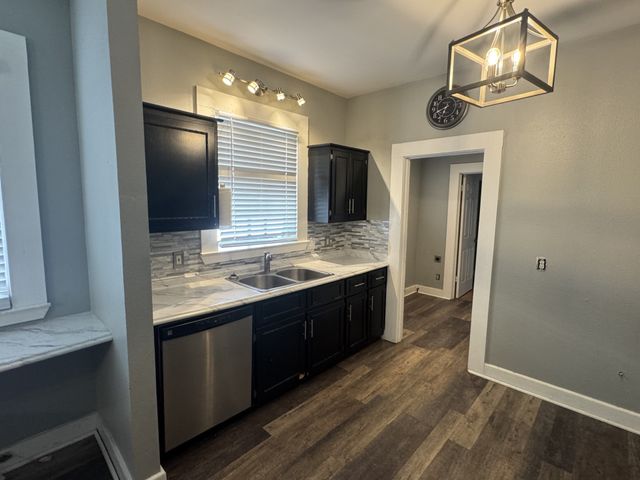 646 Fitzhugh, Paris, TX 75460