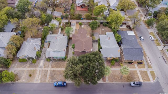 624 W AGARITA AVE, San Antonio, TX 78212