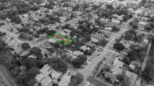 624 W AGARITA AVE, San Antonio, TX 78212