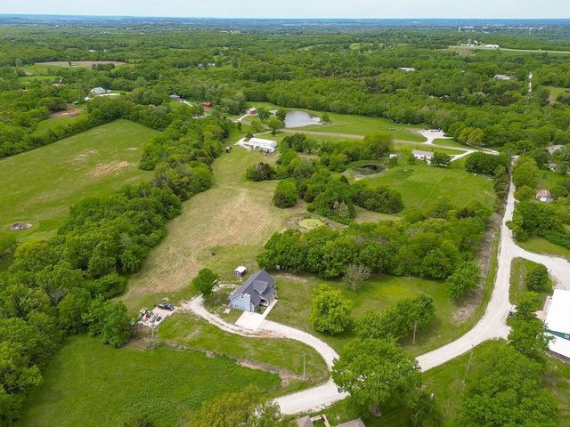 32209 Pisgah Cemetery Road, Excelsior Springs, MO 64024