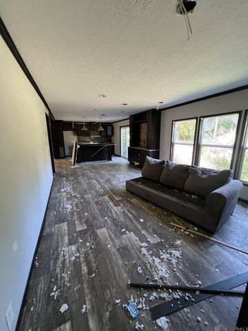 37985 Falcon Wood Dr, Denham Springs, LA 70706