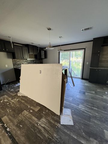 37985 Falcon Wood Dr, Denham Springs, LA 70706