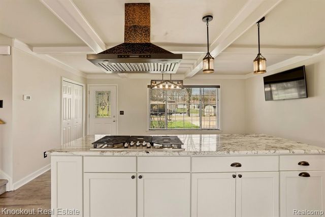 5936 Wellington Drive, Clarkston, MI 48346