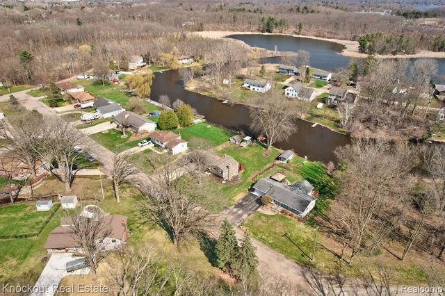 5936 Wellington Drive, Clarkston, MI 48346