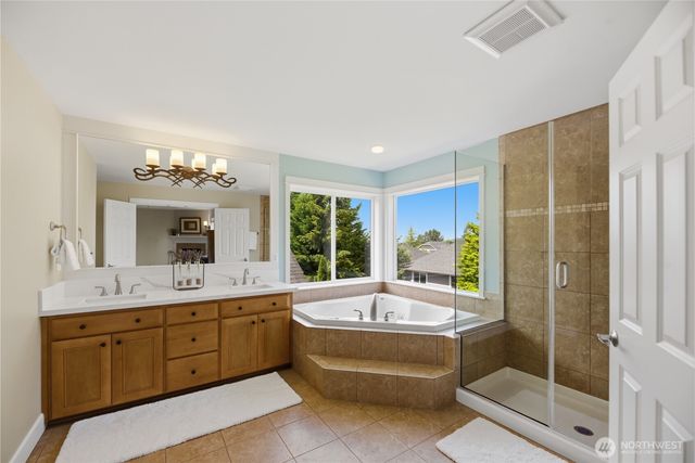 726 S 38th Court, Renton, WA 98055
