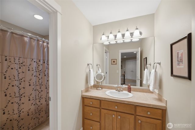 726 S 38th Court, Renton, WA 98055