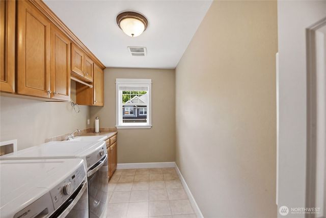 726 S 38th Court, Renton, WA 98055