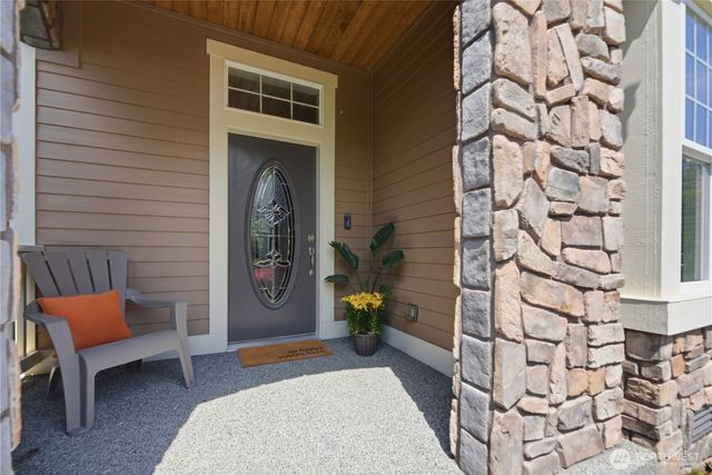 726 S 38th Court, Renton, WA 98055