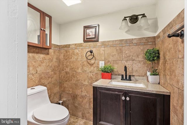 153 SHERIDAN RD, Hamilton, NJ 08619