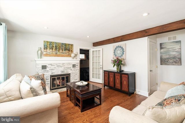 153 SHERIDAN RD, Hamilton, NJ 08619