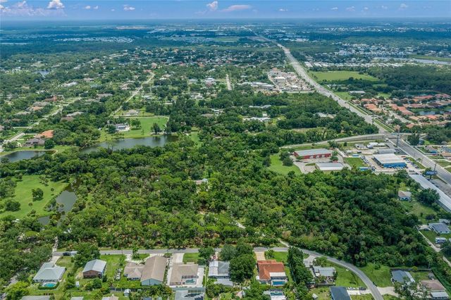 1210 TWIN LAKES AVENUE, Nokomis, FL 34275