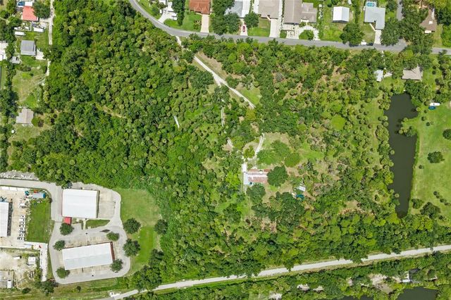 1210 TWIN LAKES AVENUE, Nokomis, FL 34275