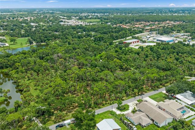 1210 TWIN LAKES AVENUE, Nokomis, FL 34275
