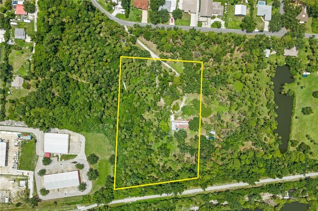 1210 TWIN LAKES AVENUE, Nokomis, FL 34275