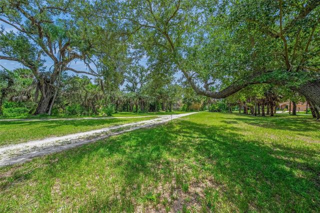 1210 TWIN LAKES AVENUE, Nokomis, FL 34275