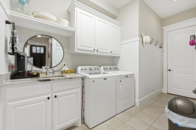 840 Edgefield Road, Fort Worth, TX 76107