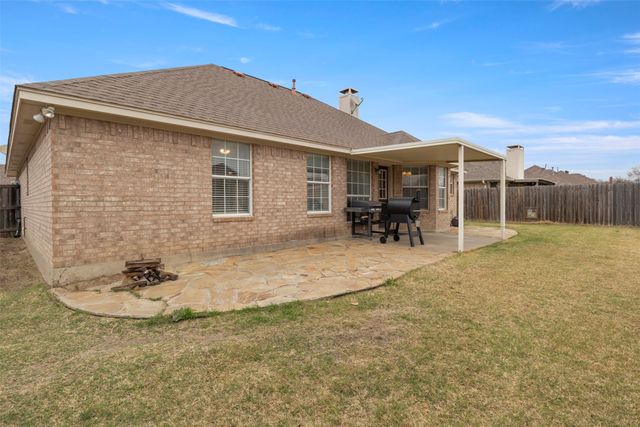 209 Mourning Dove Lane, Krum, TX 76249